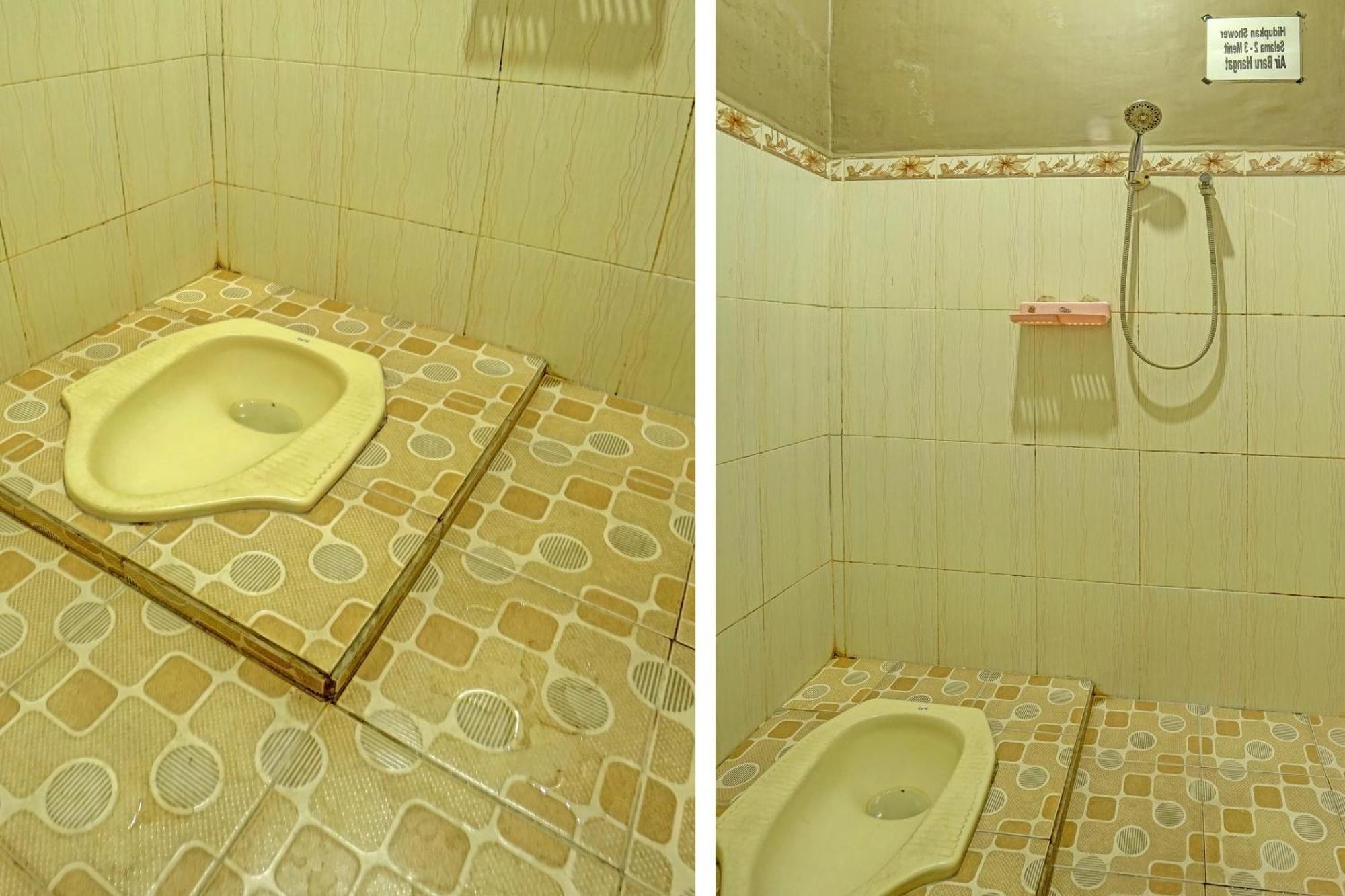 Oyo 91697 Nyaman Homestay Syariah Pare 외부 사진