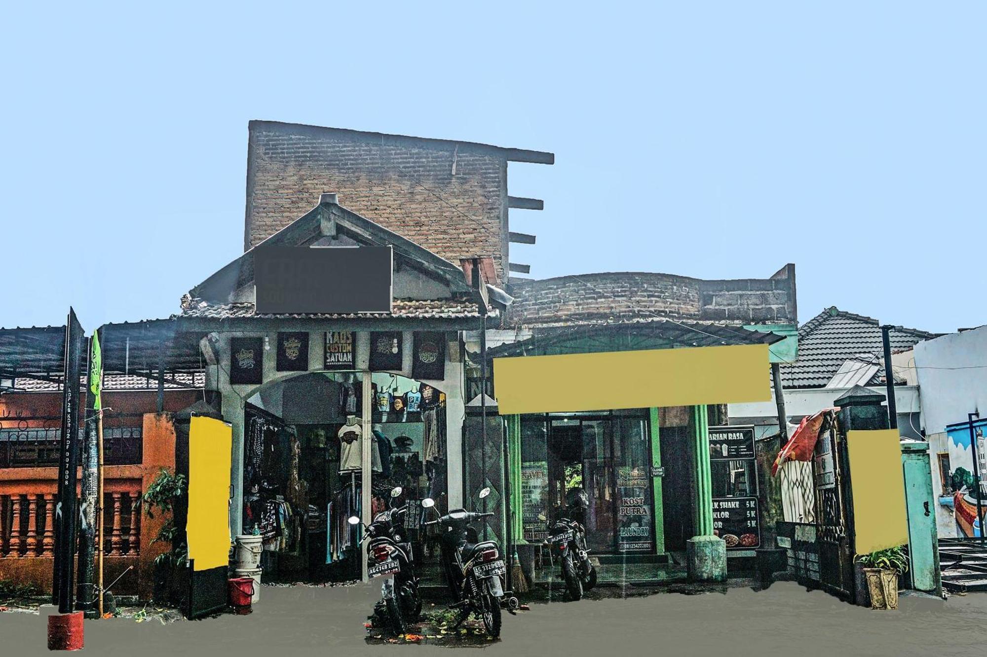 Oyo 91697 Nyaman Homestay Syariah Pare 외부 사진